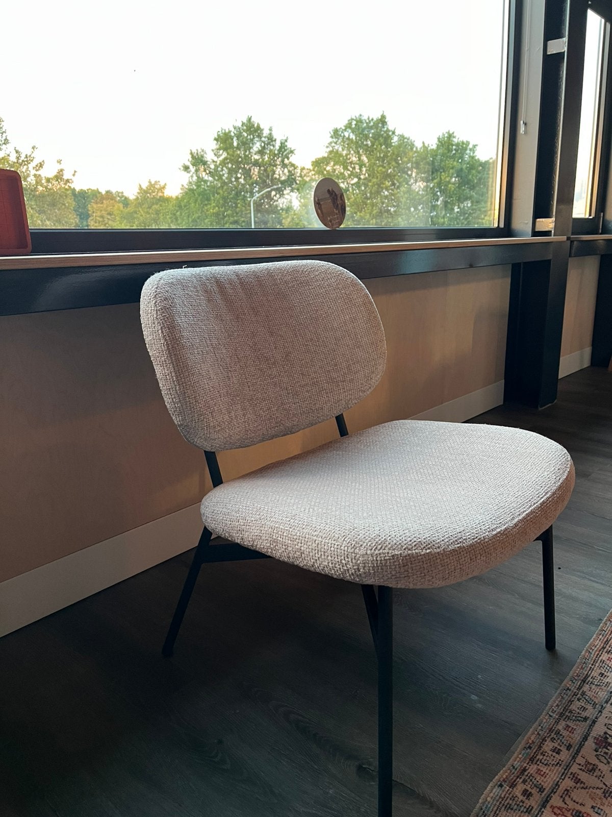 Twee Fauteuils kwantum zandkleur, Ophalen, Zo goed als nieuw, Eén