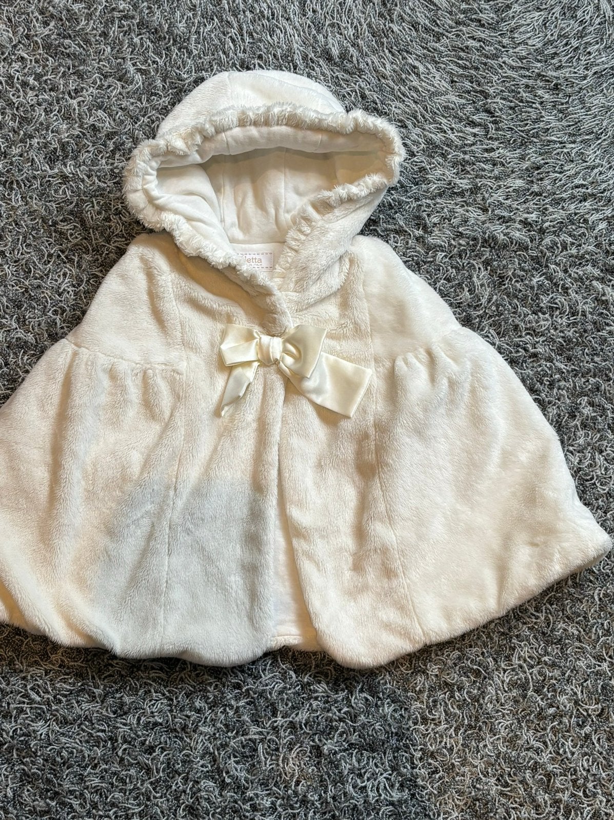 Aletta zachte teddie stof warme cape 68, Aletta, Meisje, Ophalen of Verzenden, Zo goed als nieuw