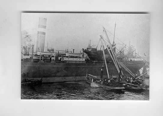 scheepvaart-foto-laden HAL schip- drijvende bok-koggeschip?, Ophalen of Verzenden, Zo goed als nieuw, Motorboot, Boek of Tijdschrift