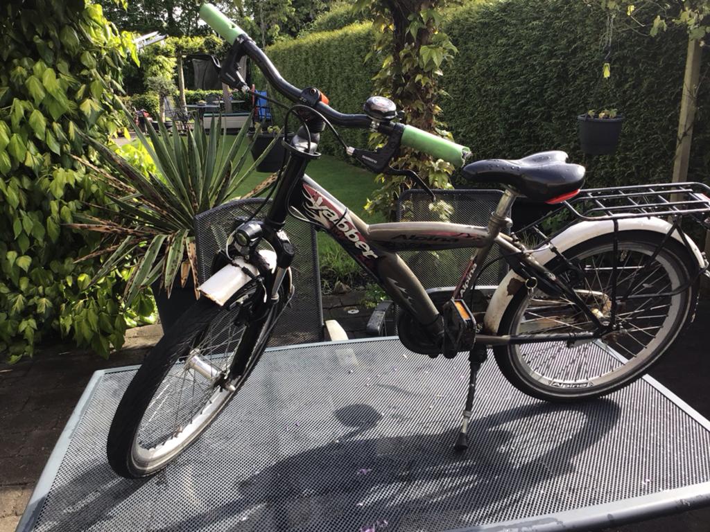 Gebruikte Alpina Yabber kinderfiets 20inch, Fietsen en Brommers, Fietsen | Kinderfietsjes, Gebruikt, Ophalen
