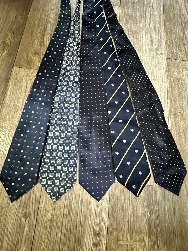 Stropdassen, hobby, knutselen, Ophalen of Verzenden, Zo goed als nieuw, Overige kleuren