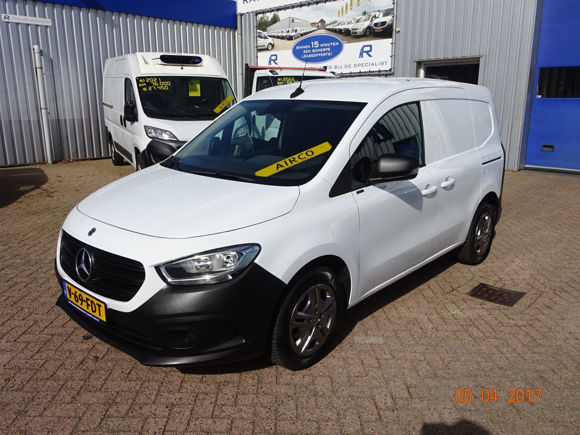 Mercedes-Benz Citan 108 CDI L1 AIRCO 2 x SCHUIFDEUR, Voorwielaandrijving, Dealer onderhouden, Stof, Gebruikt