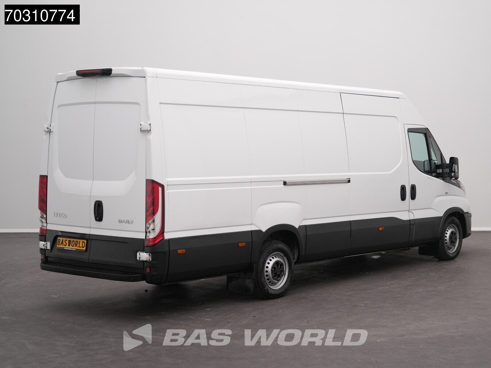 Iveco Daily 35S16 Automaat 160PK L3H2 3,5t Trekgewicht Airco, Auto's, Automaat, Stof, Gebruikt, Euro 6