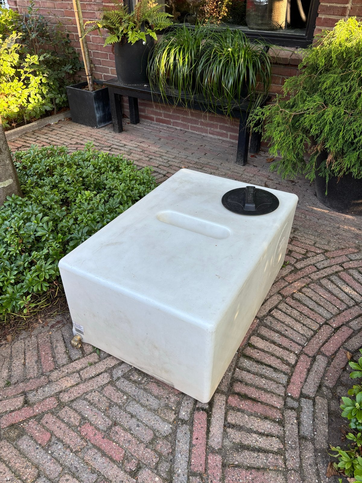 210 Liter Watertank voor Glazenwasser - 92x62x42 cm, Ophalen, Gebruikt