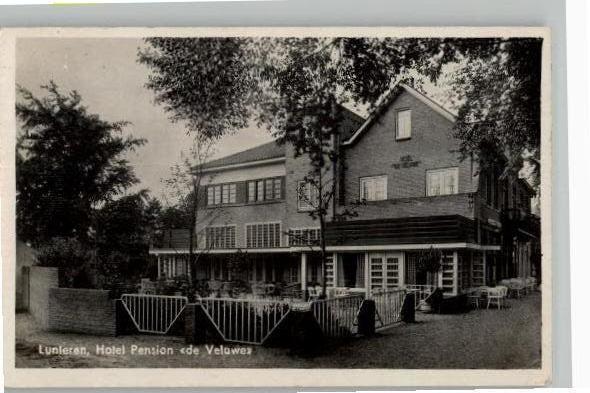 Lunteren Hotel Pension De veluwe st1941 uitg P.J.v Leyenhors, Verzamelen, Ansichtkaarten | Nederland, Verzenden, 1940 tot 1960