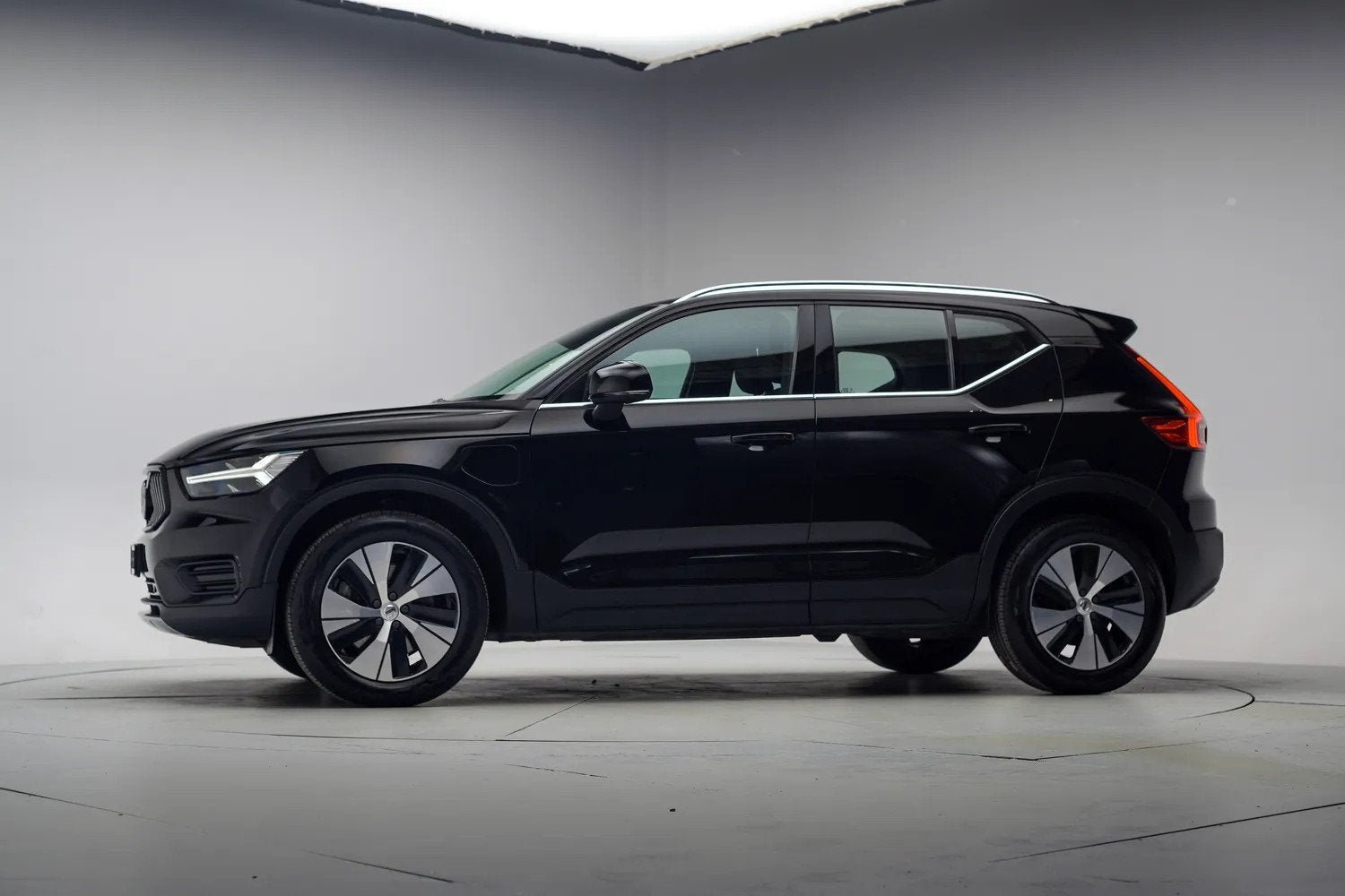 Volvo XC40 1.5 T4 Recharge Inscription Expression Aut. [ Pan, Auto's, Zwart, Origineel Nederlands, Bedrijf, Hybride Elektrisch/Benzine