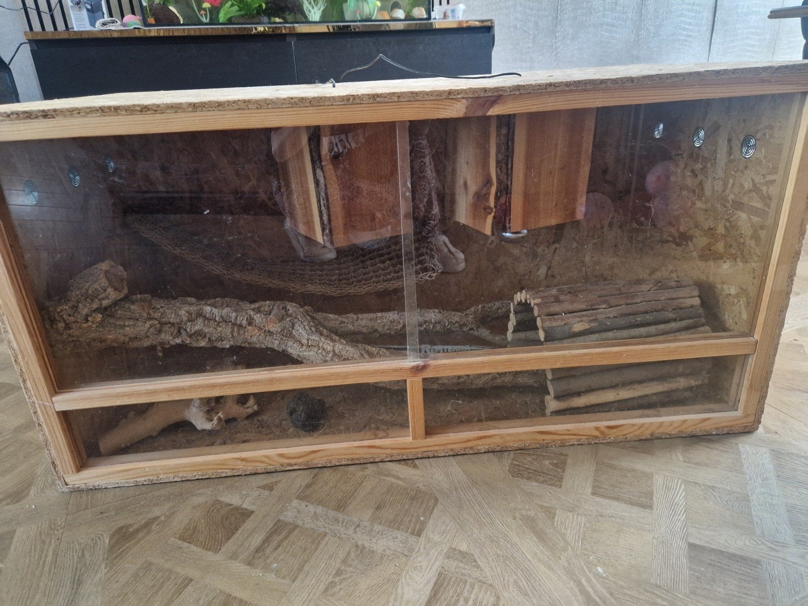 OSB 3 terrarium 120 cm. x 60 cm. x 60 cm., met accessoires., Dieren en Toebehoren, Reptielen en Amfibieën | Toebehoren, Ophalen