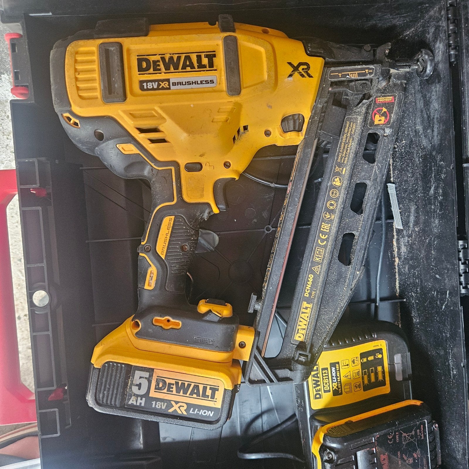 DeWalt DCN660 18V XR Brushless Spijkerpistool met Accu, Ophalen of Verzenden, Gebruikt, Overige typen