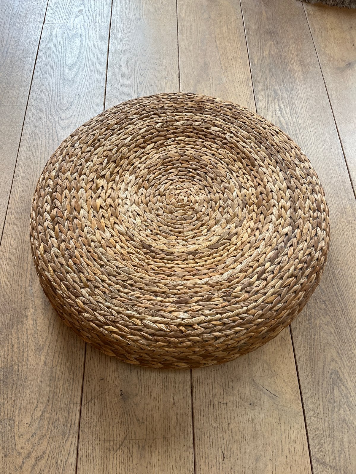 IKEA Rotan Poef - Rond en Natuurlijk, Huis en Inrichting, Banken | Voetenbanken en Poefen, Ophalen, Gebruikt, Rond, Riet of Rotan