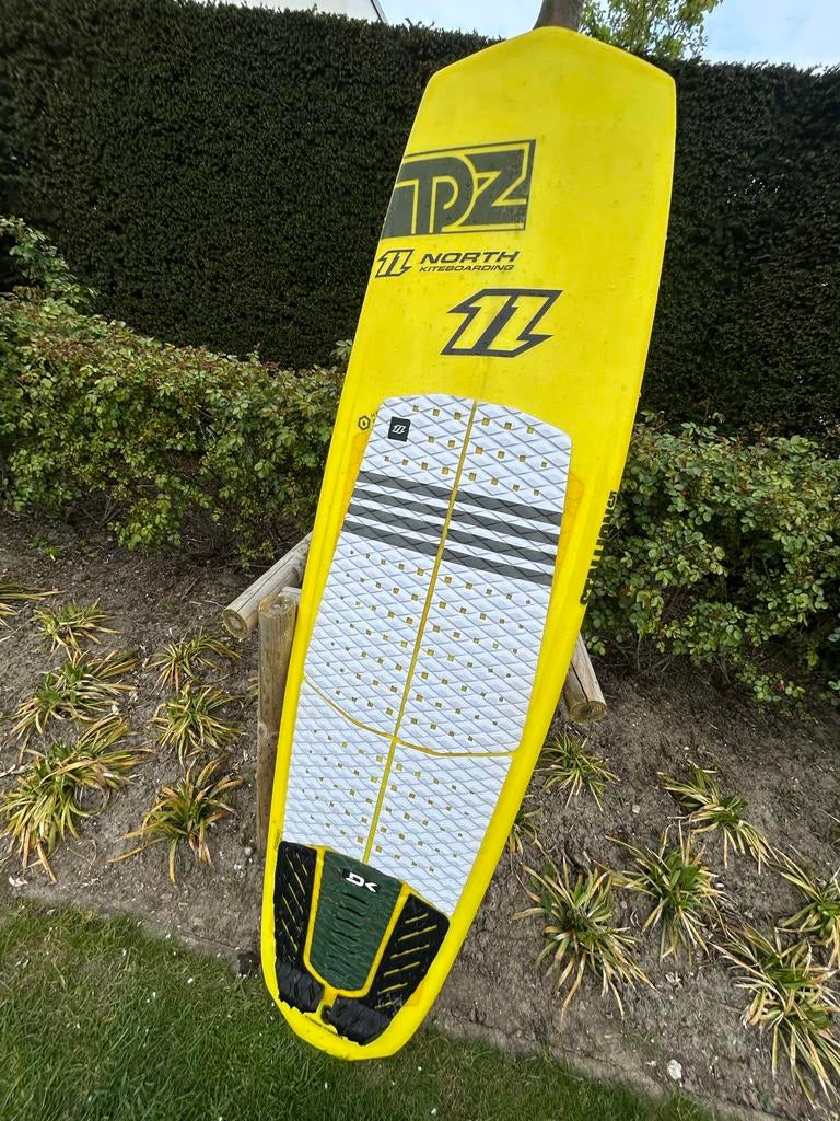 Bws stallion Kitesurf Board 5'0 (appletree), Watersport en Boten, Kitesurfen, Gebruikt, Kiteboard, 4 m² of minder, Directional