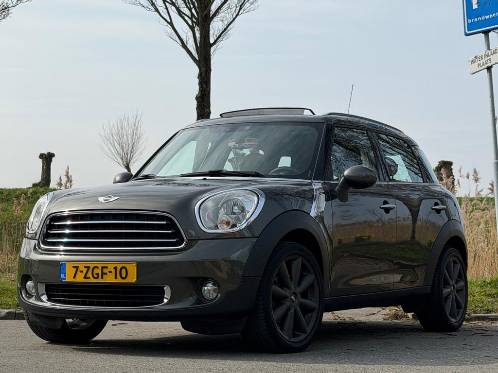 Mini Countryman 1.6 Cooper Chili - Royal Grey - Panorama/Sch, Voorwielaandrijving, Gebruikt, Euro 6, Leder en Stof