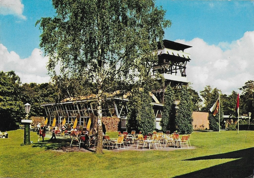 Vaals Drielandenpunt Gelopen Ansichtkaart (4061), Verzamelen, Ophalen of Verzenden, 1980 tot heden, Gelopen, Limburg