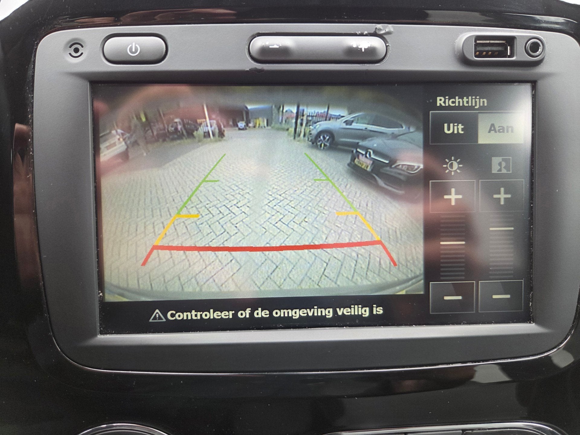 Renault Captur 1.2 TCe Dynamique/CAMERA/CRUIS CONTROL/NAVI, Auto's, 4 cilinders, Zwart, Origineel Nederlands, 19 km/l