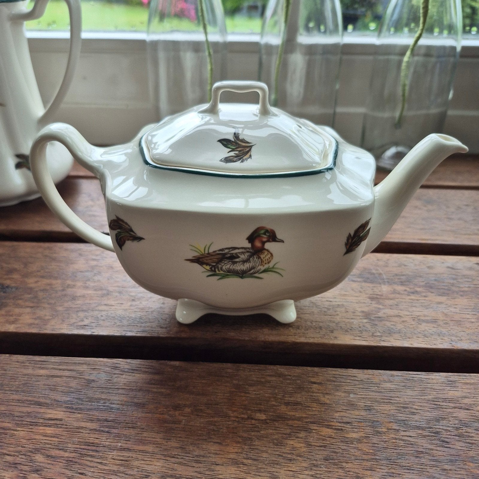 Brookshire by Johnson Brothers theepot nieuw, Huis en Inrichting, Keuken | Servies, Klassiek, Nieuw, Ophalen of Verzenden, Theepot