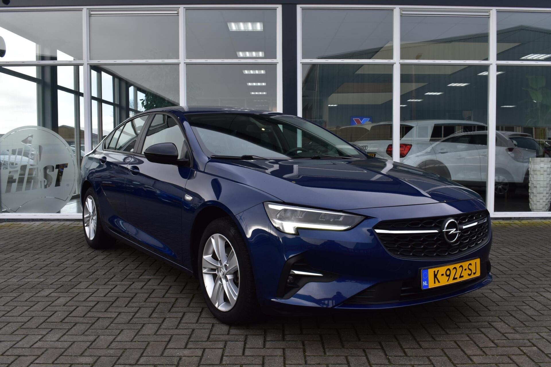 Opel Insignia Grand Sport 1.5 CDTI Business|Camera|Navi|Appl, Auto's, Opel, Voorwielaandrijving, Gebruikt, Euro 6, Blauw