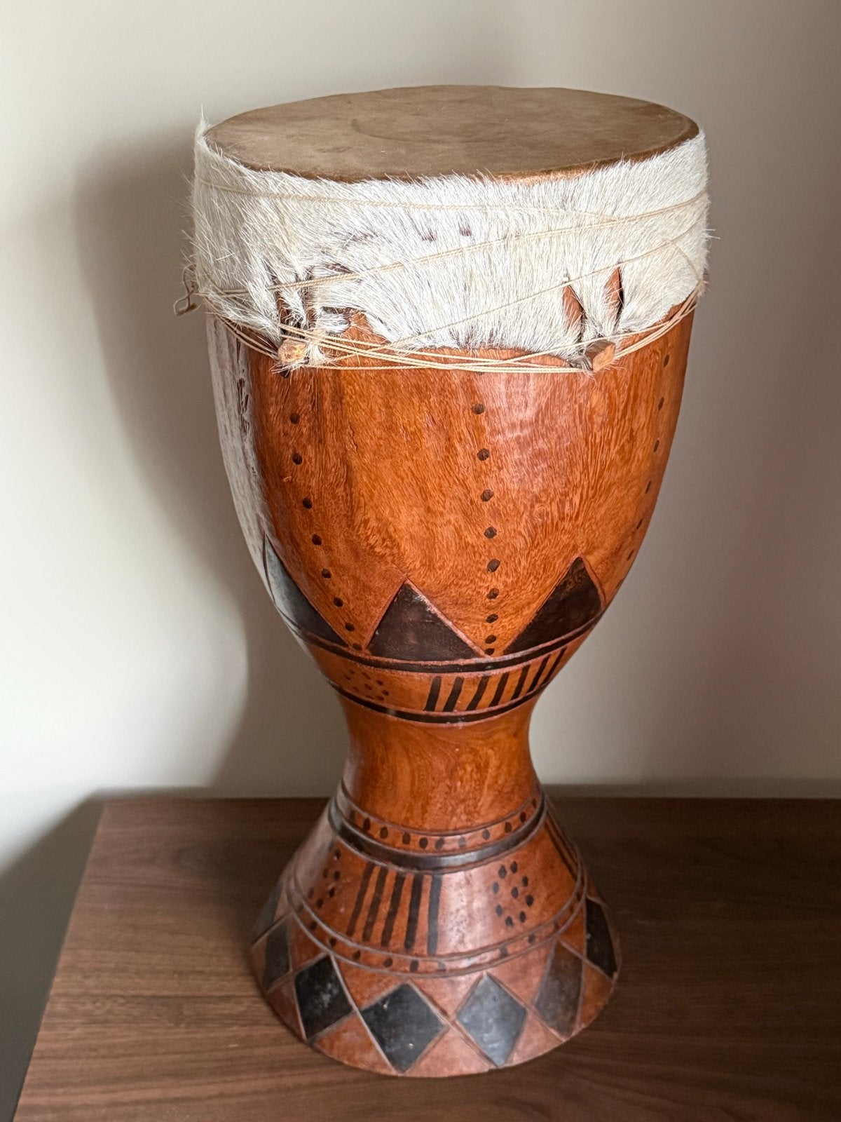 Decoratieve Afrikaanse Djembe Trommel - Handgemaakt, Muziek en Instrumenten, Ophalen, Gebruikt, Trommel