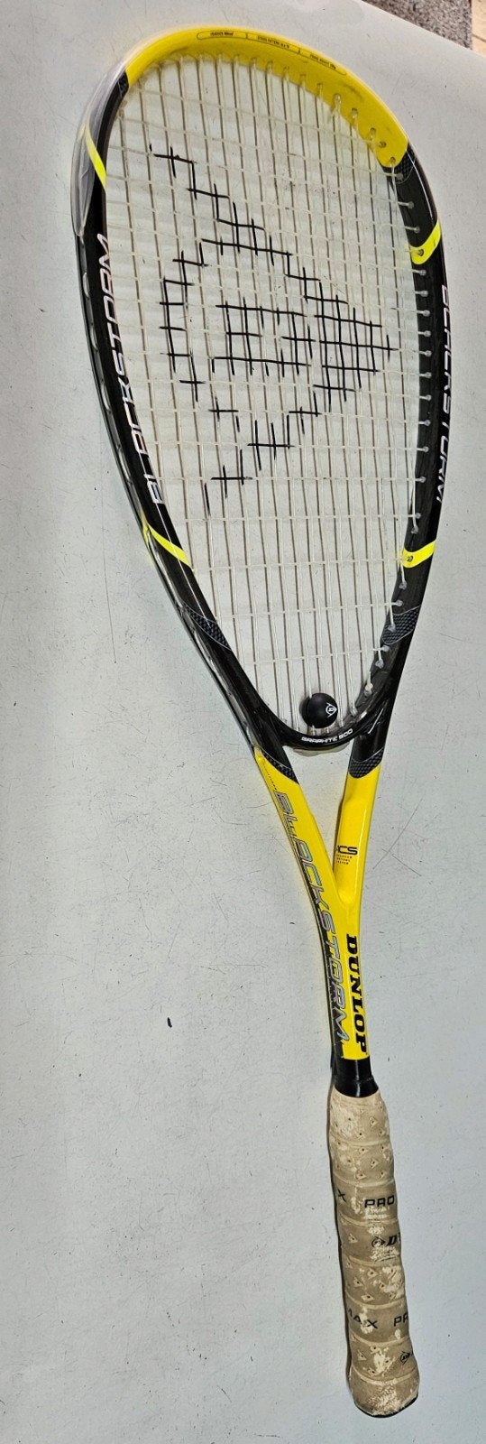 Dunlop Blackstorm Graphite 500 Squash Racket., Sport en Fitness, Squash, Ophalen of Verzenden, Zo goed als nieuw, Racket, Met hoes