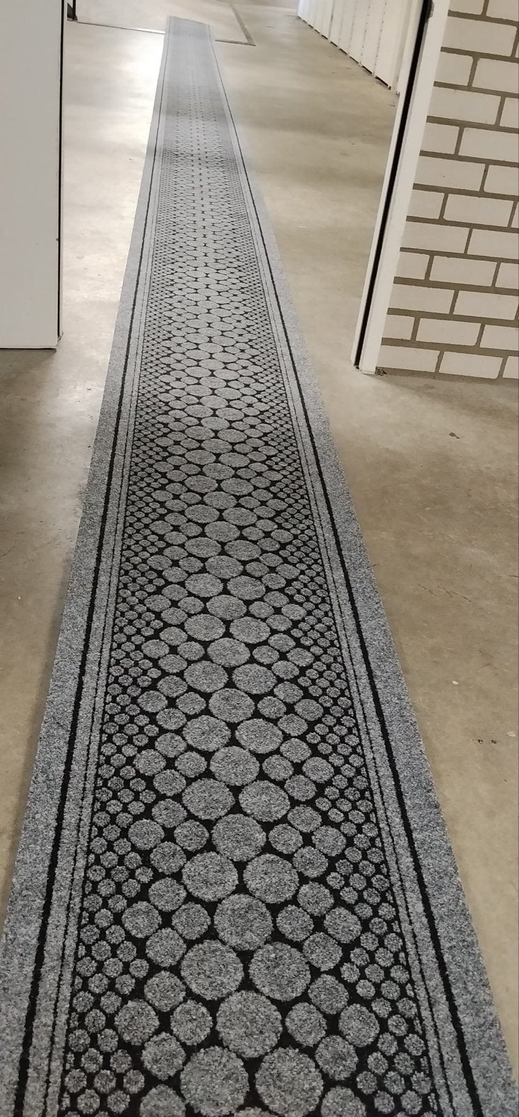 Nieuwe loper - 16 meter lang, 67,5 cm breed, Ophalen, 50 tot 100 cm, Grijs, Rechthoekig
