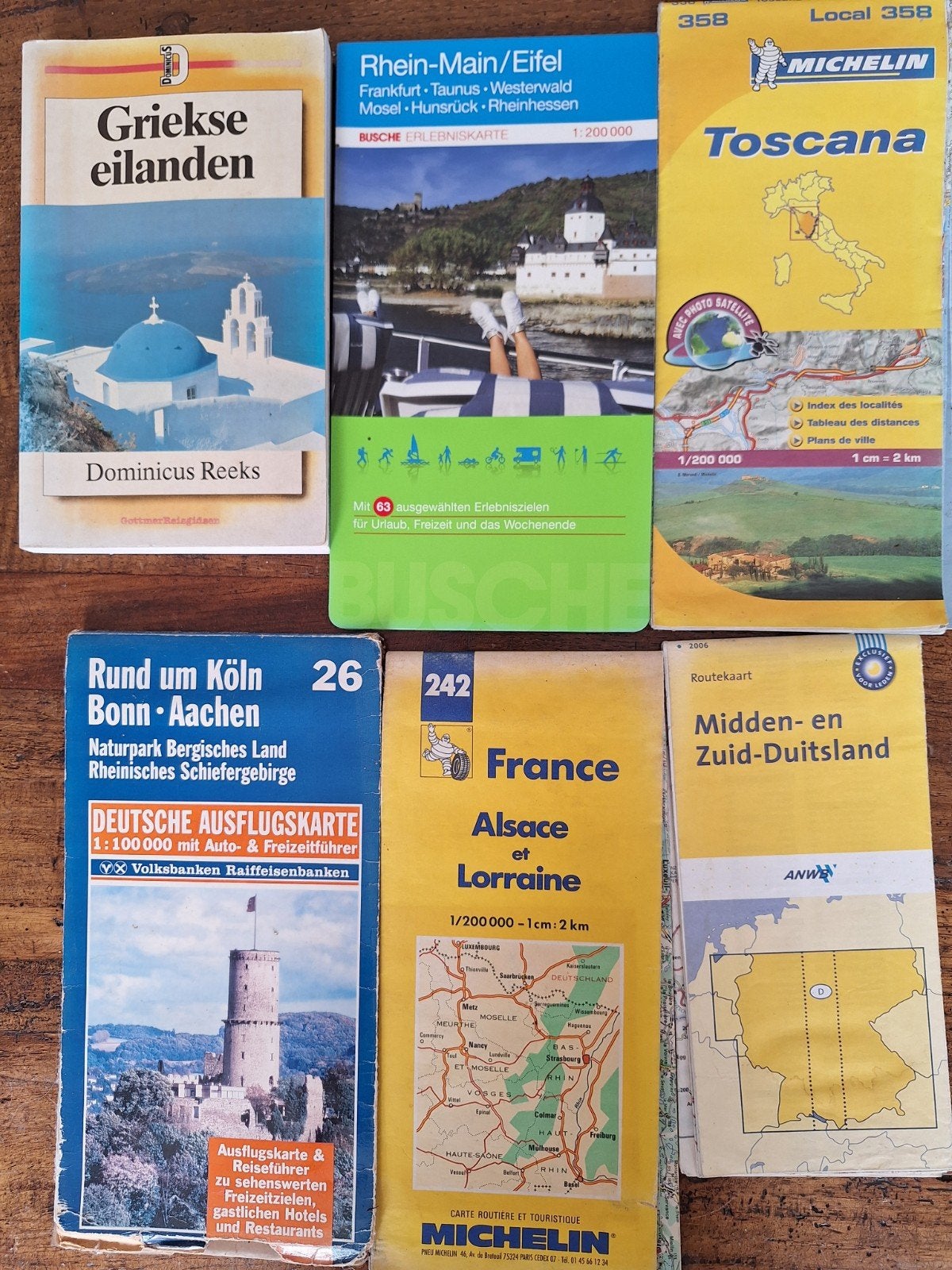 Landkaarten en reisgidsen Italië, Duitsland, Frankri, Ophalen of Verzenden, Gelezen