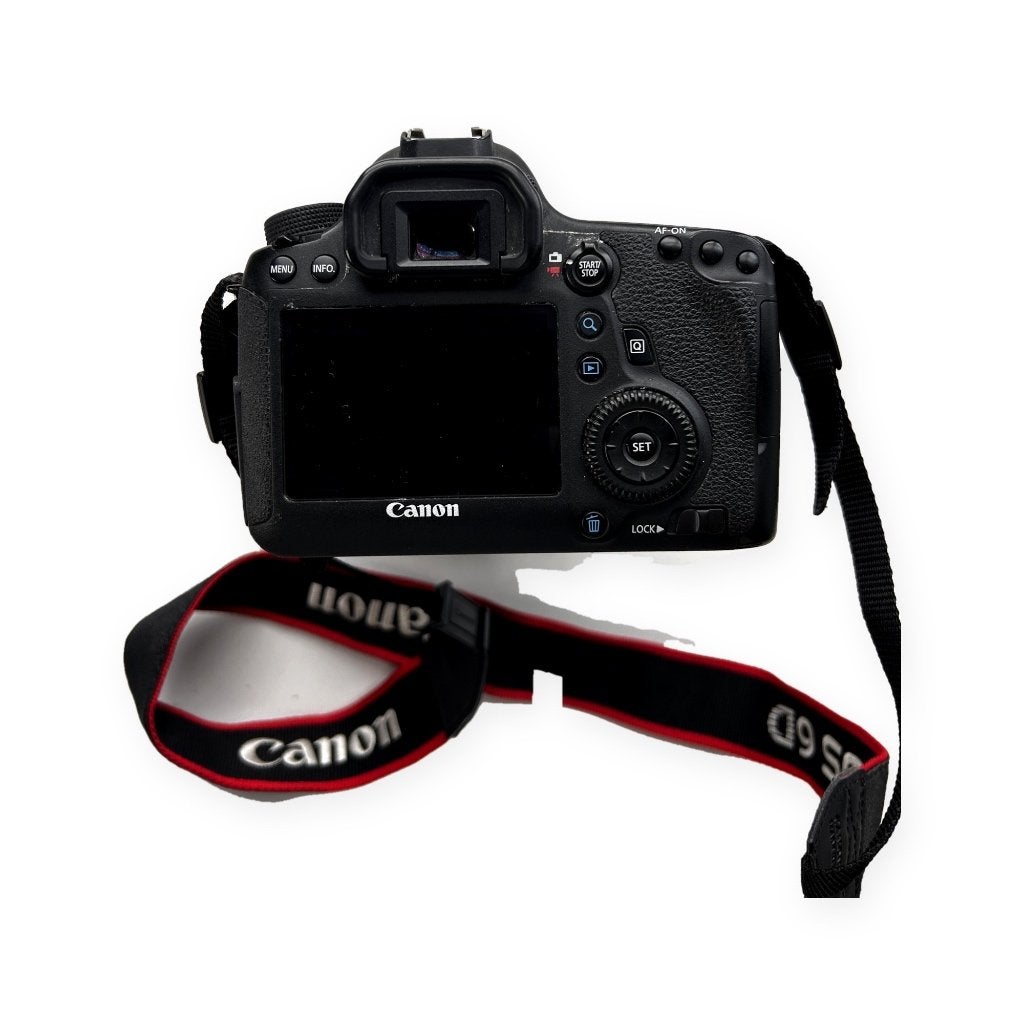 Foto 4 van Canon EOS 6D + 24-105mm f/4L IS + filters + draagsysteem