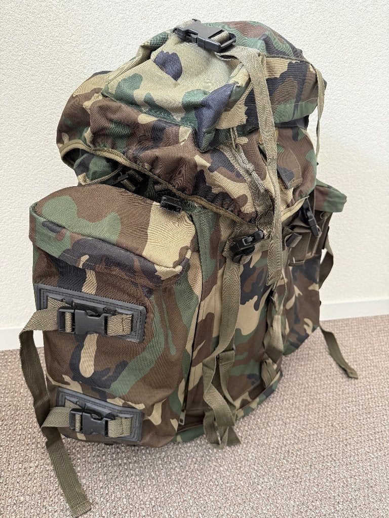 Rugzak / Backpack Kon. Landmacht (woodland camo), Ophalen of Verzenden, Landmacht, Nederland, Kleding of Schoenen