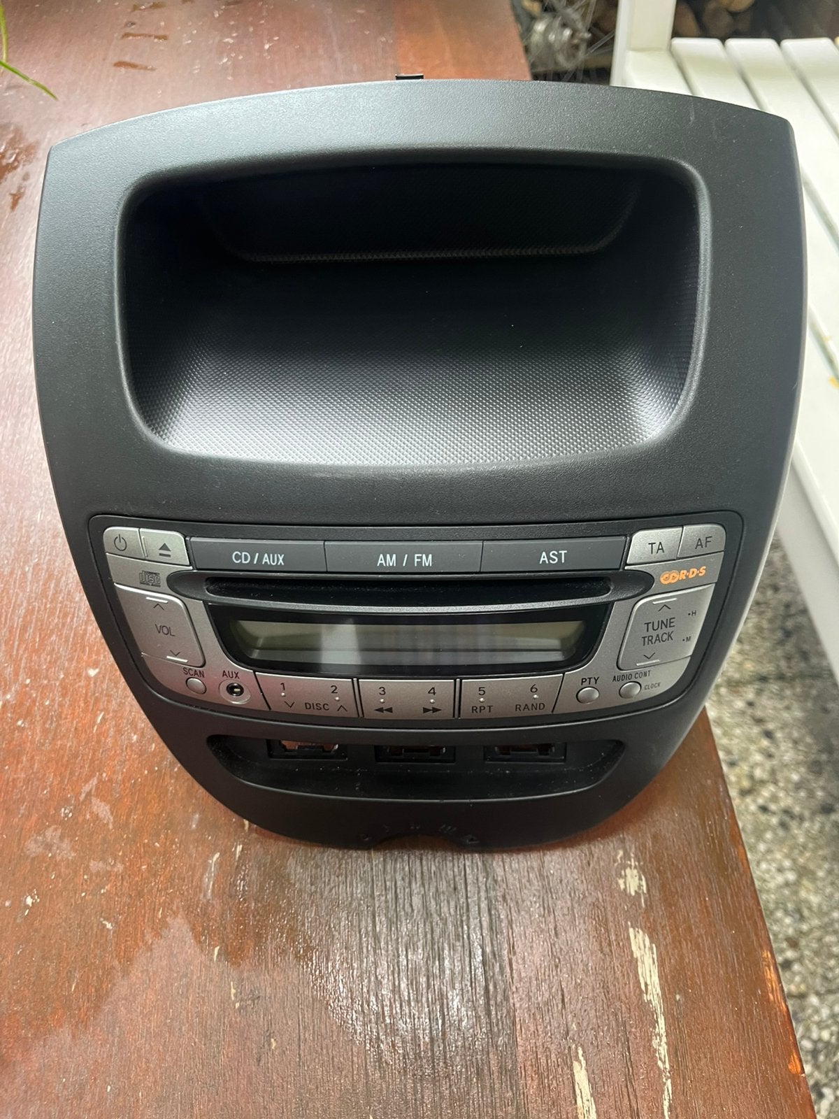 Auto radio Citroen c1 en Peugeot 107, Ophalen of Verzenden, Peugeot
