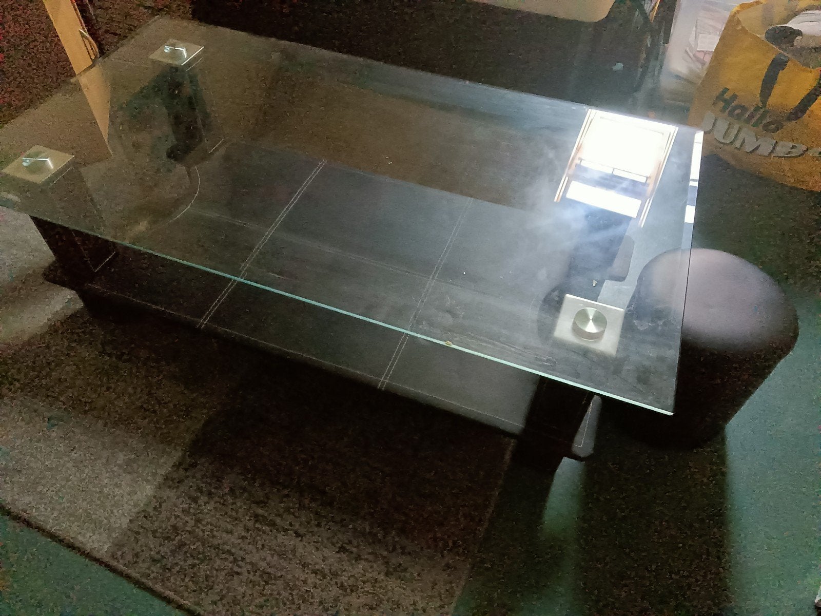 gratis salontafel met twee krukjes, Ophalen