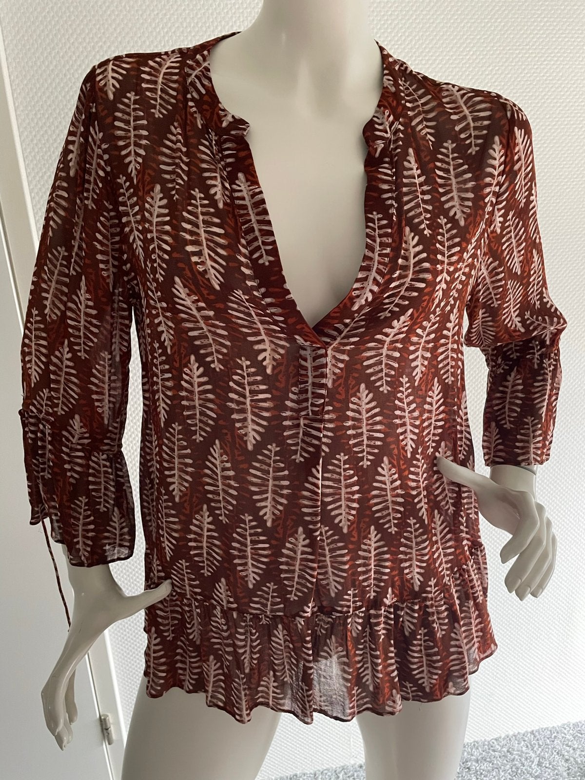 Moliin blouse met aparte rand maat m, Kleding | Dames, Maat 38/40 (M), Bruin, Moliin, Ophalen of Verzenden