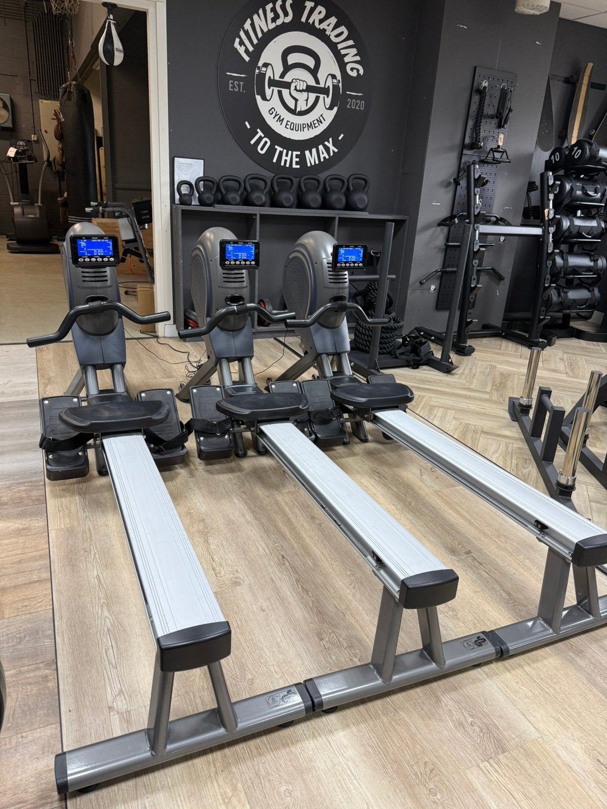 Uit de Fysio, amper gebruikte roeiers/roeitrainer/rower, Ophalen of Verzenden, Zo goed als nieuw, ., Info@fitnesstradingtothemax.nl