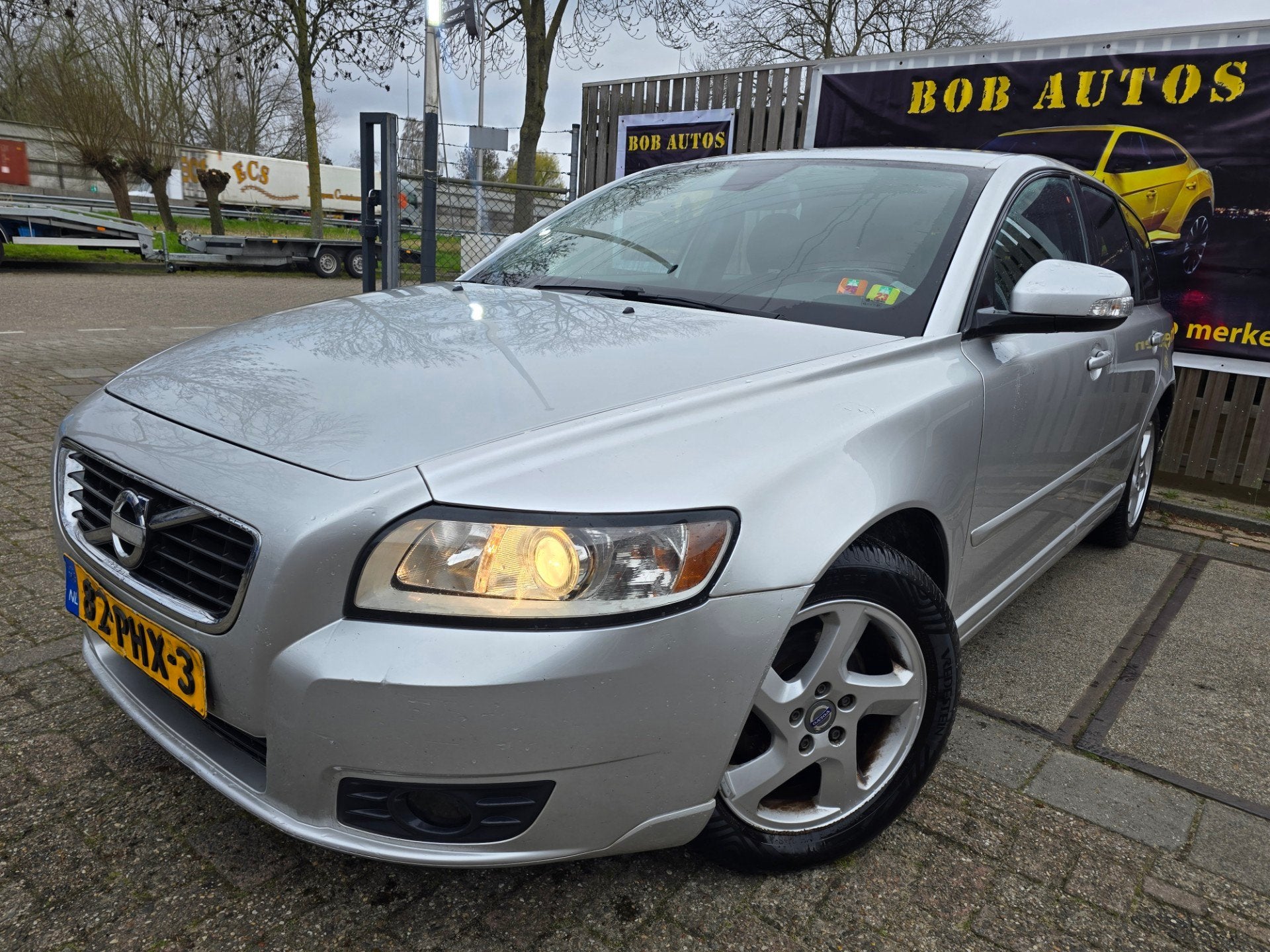 Volvo V50 2.0 Sport/ 1e eigenaar/nap/airco/cruise/parkeersen, Gebruikt, Origineel Nederlands, Parkeersensor, 1279 kg
