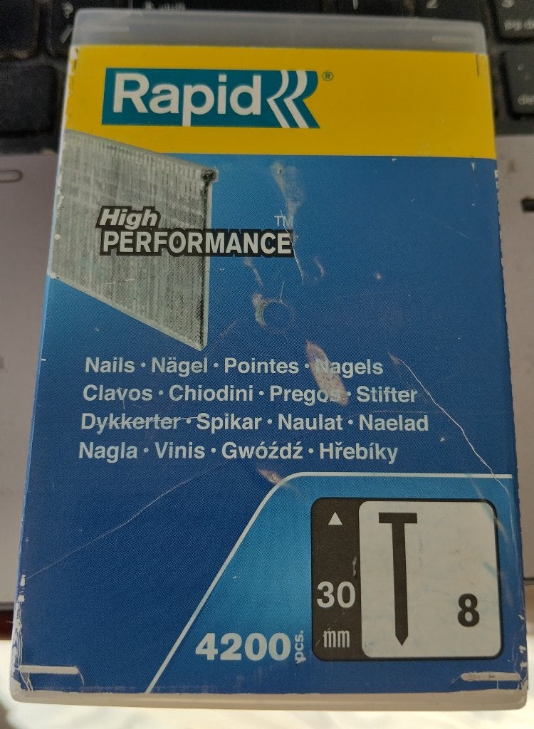 Rapid Nr. 8 brads / nagels / spijkers  30 mm, 4.200 stuks, Doe-het-zelf en Verbouw, Nieuw, Ophalen of Verzenden, Spijkers, Minder dan 50 mm