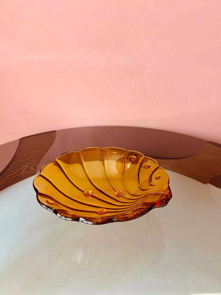 AMBERKLEURIGE PERSGLAZEN SCHELPSCHAAL, Ophalen of Verzenden