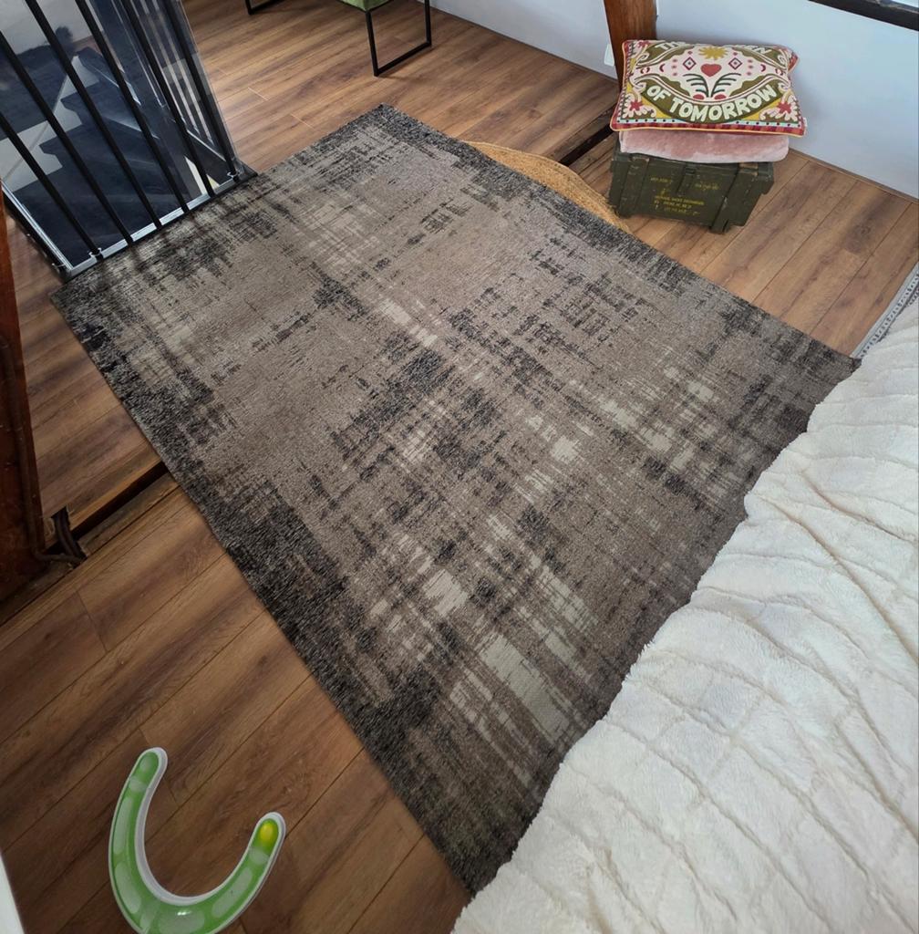 Goossens Vloerkleed Novara 71 Zwart 170x230 cm, Ophalen, Zwart, 150 tot 200 cm, 200 cm of meer