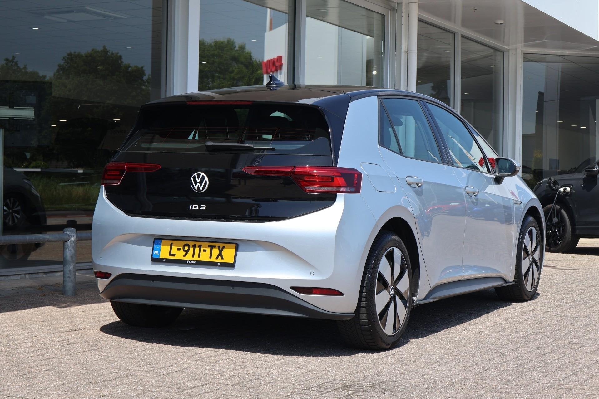 Volkswagen ID.3 204pk Business 58 kWh | SoH 94% | Adaptive C, Auto's, Volkswagen, Automaat, 375 min, ID.3, Grijs