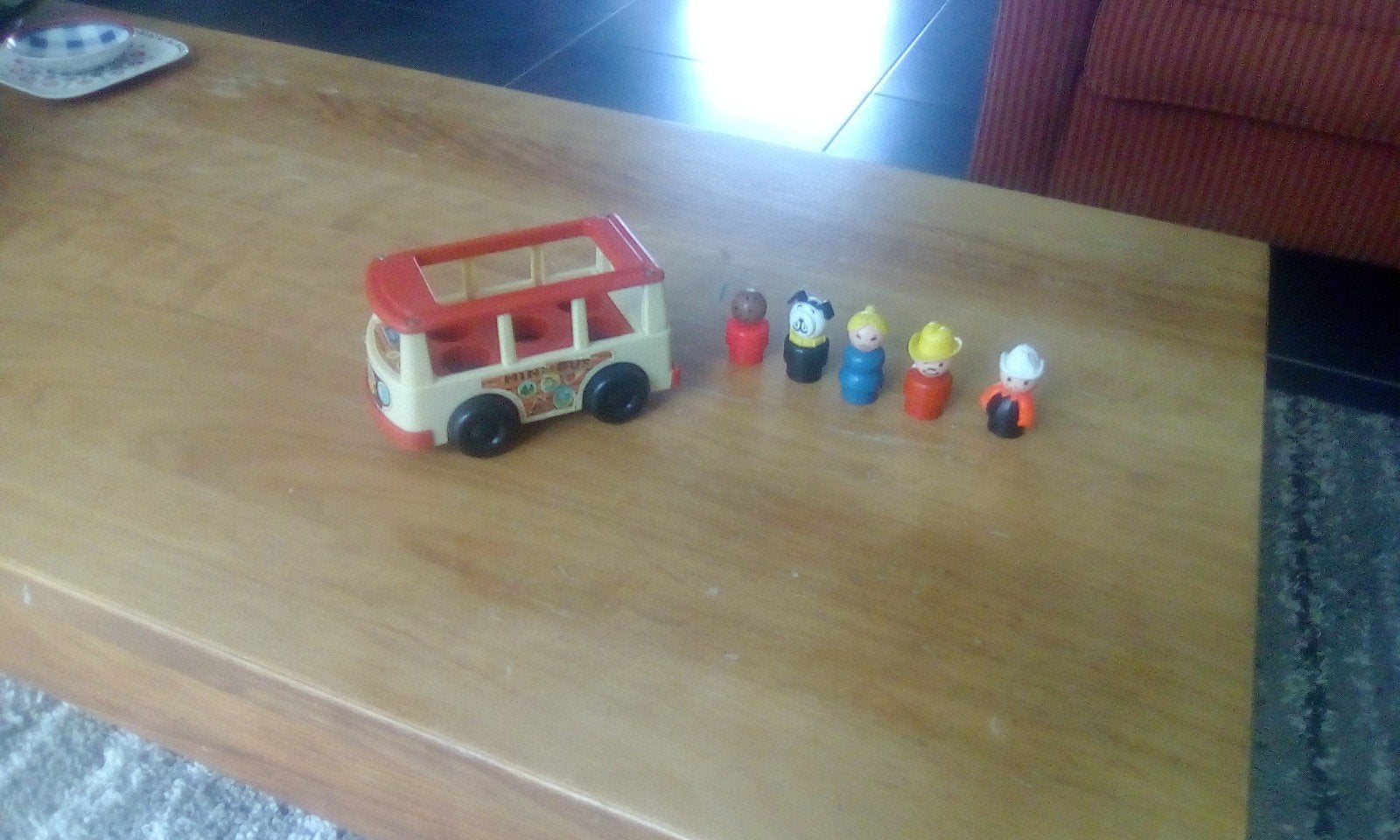 Fisher price minibusje met 5 poppetjes, Ophalen, Speelset