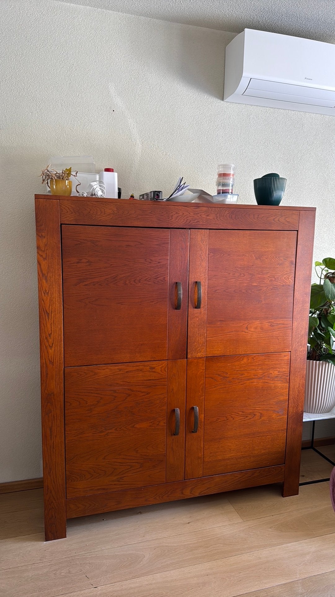 Solid Oak Storage Cabinet / Vintage Sideboard, Ophalen, Zo goed als nieuw, 25 tot 50 cm, 100 tot 150 cm