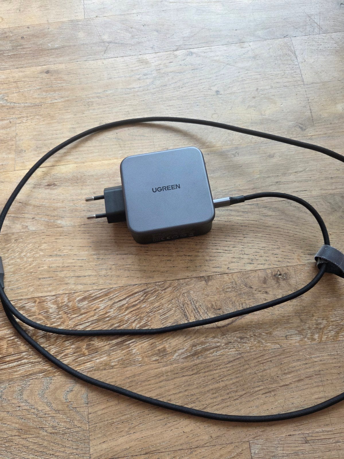 Ugreen 140W Snellader nieuwstaat- meerdere beschikbaar, Telecommunicatie, Universeel, Verzenden, Nieuw, Snellader