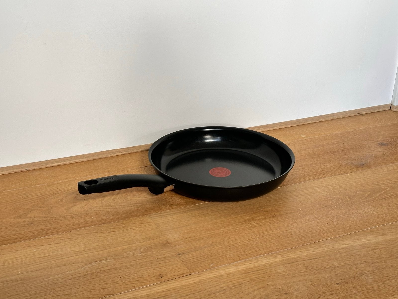 Tefal Koekenpan - Zo goed als nieuw, Koekenpan, Tefal, Antiaanbaklaag, Aluminium