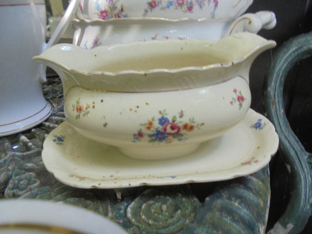 Jus/Sauskom Schumann Arzberg met bloemboeketjes / roze roos, Ophalen of Verzenden
