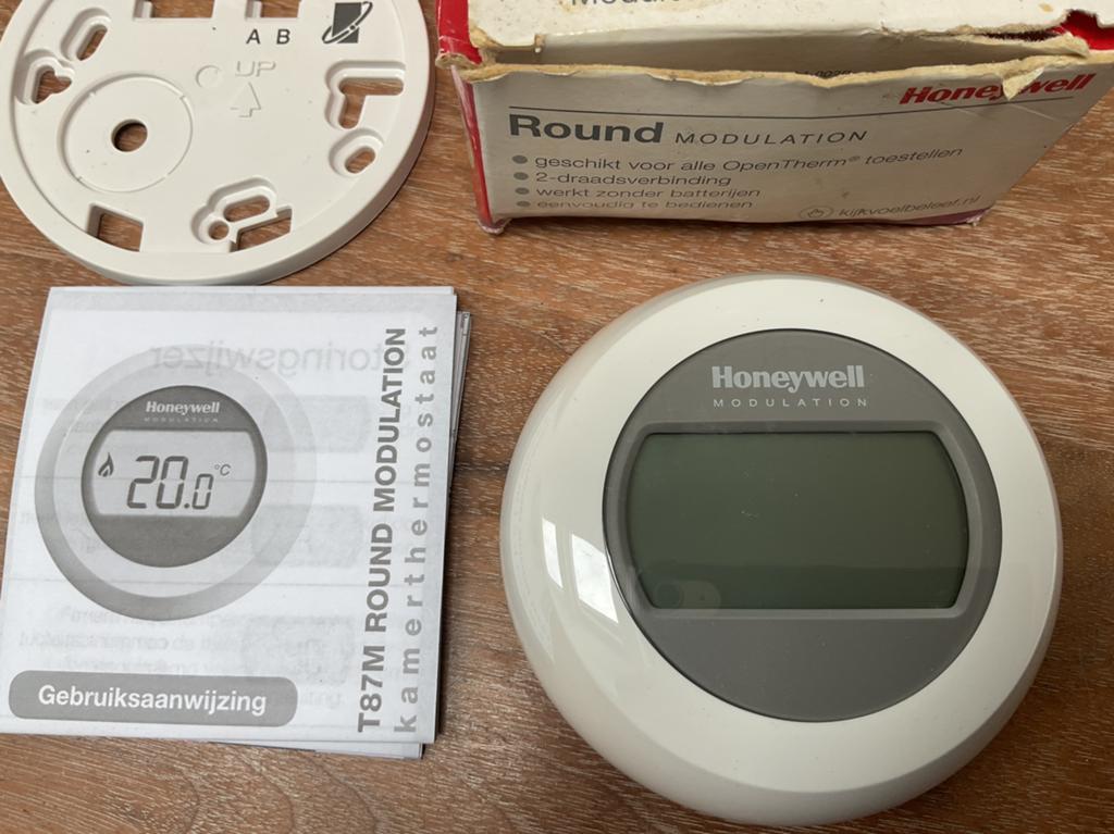 Honeywell draadloze slimme thermostaat Nieuw T87M, Thermostaat, Minder dan 30 cm, Nieuw, Minder dan 60 cm
