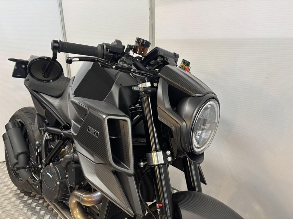 KTM BRABUS 1300 R (bj 2024), 2 cilinders, KTM, Bedrijf, Meer dan 35 kW