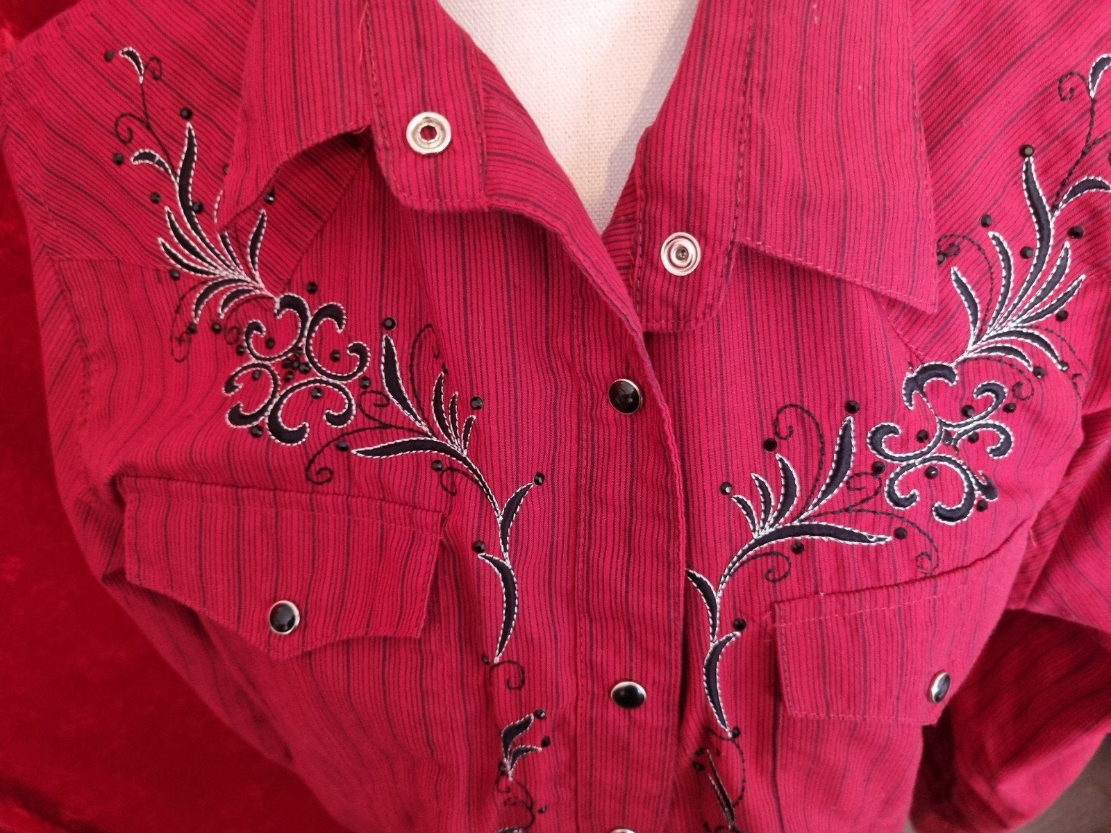 WESTERN  BLOUSE  MET BORDUURWERK EN ZWARTE STEENTJES, Sierdetails, Nieuw, Ophalen of Verzenden, XL