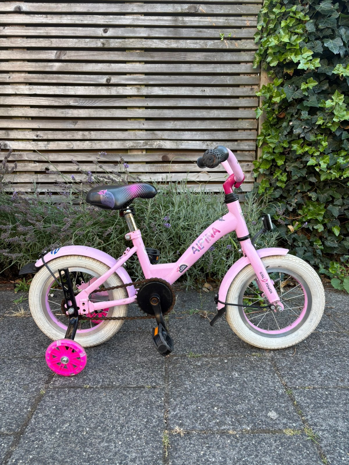 Alpina kinderfiets, roze, 12 inch, Ophalen, Terugtraprem, Zijwieltjes, Gebruikt