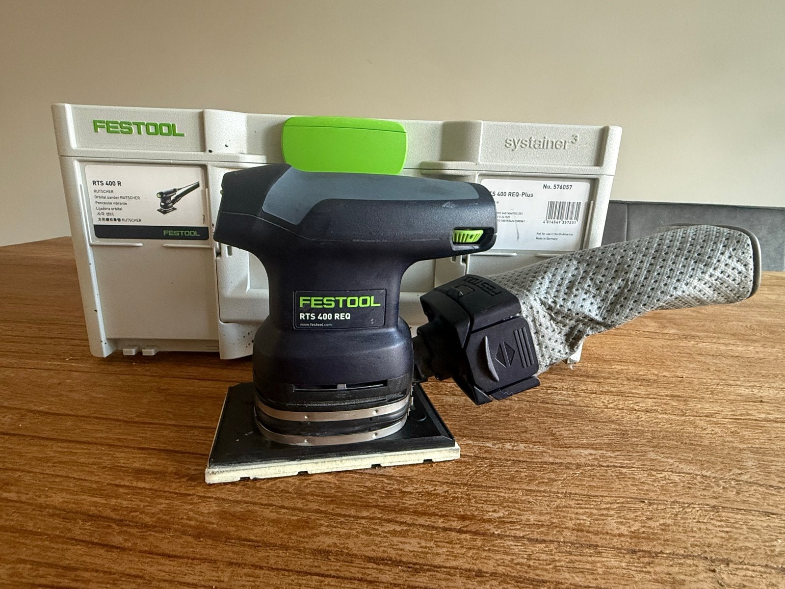 Festool RTS 400 REQ Vlakschuurmachine met Systainer, Ophalen of Verzenden, Zo goed als nieuw, Minder dan 600 watt, Vlakschuurmachine