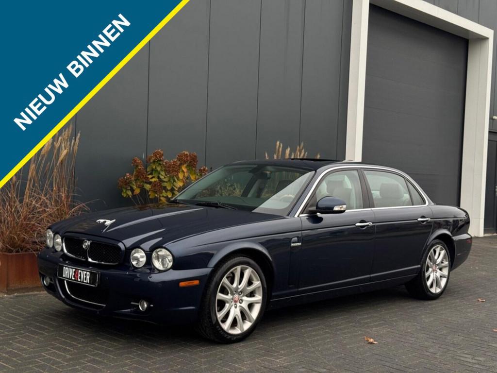 Jaguar XJ 4.2 V8 Executive | Youngtimer, Automaat, Gebruikt, 8 cilinders, Blauw