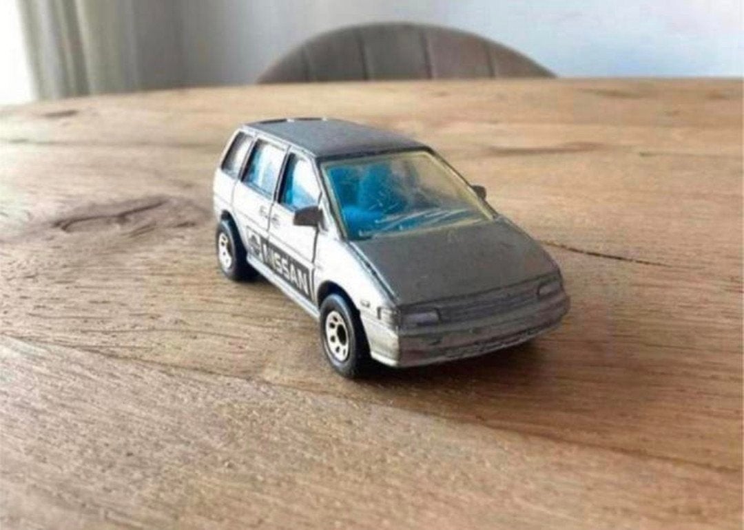 Matchbox Nissan Prairie 1989 – Made in Thailand, Ophalen of Verzenden, Gebruikt, Auto