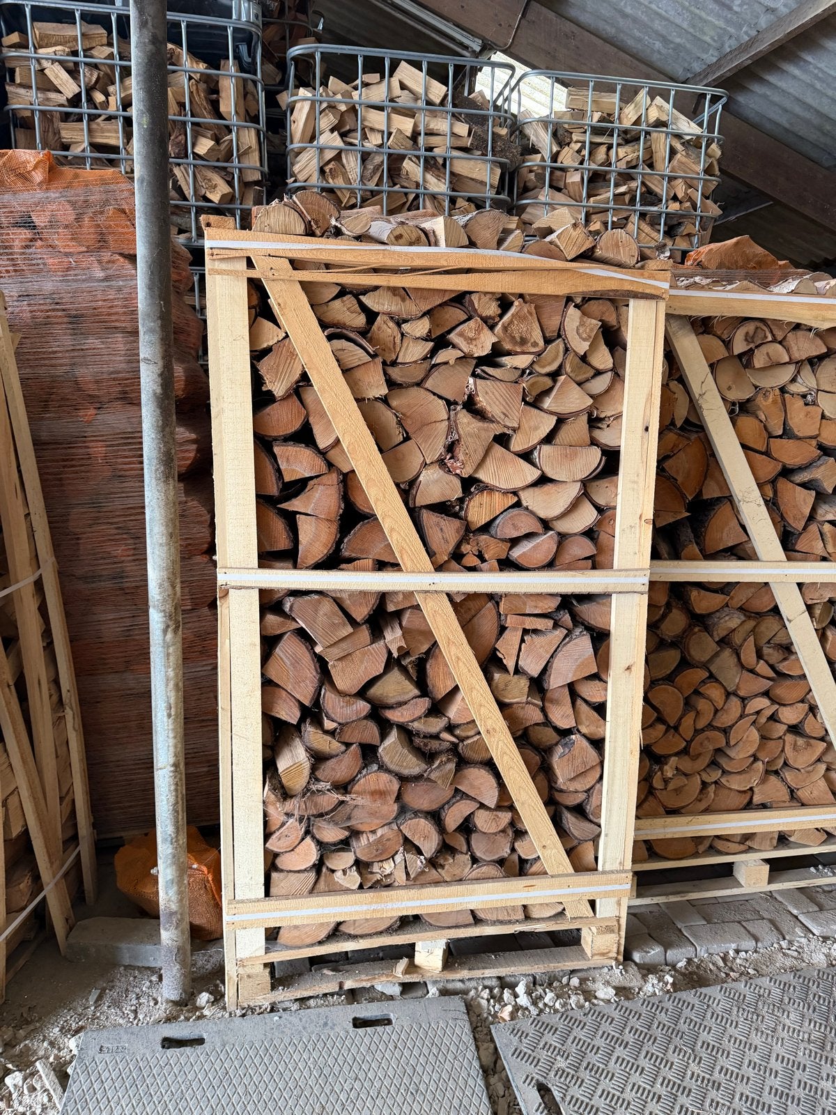 UITVERKOOP!  Brandhout, 3 tot 6 m³, Ophalen, Eikenhout, Blokken