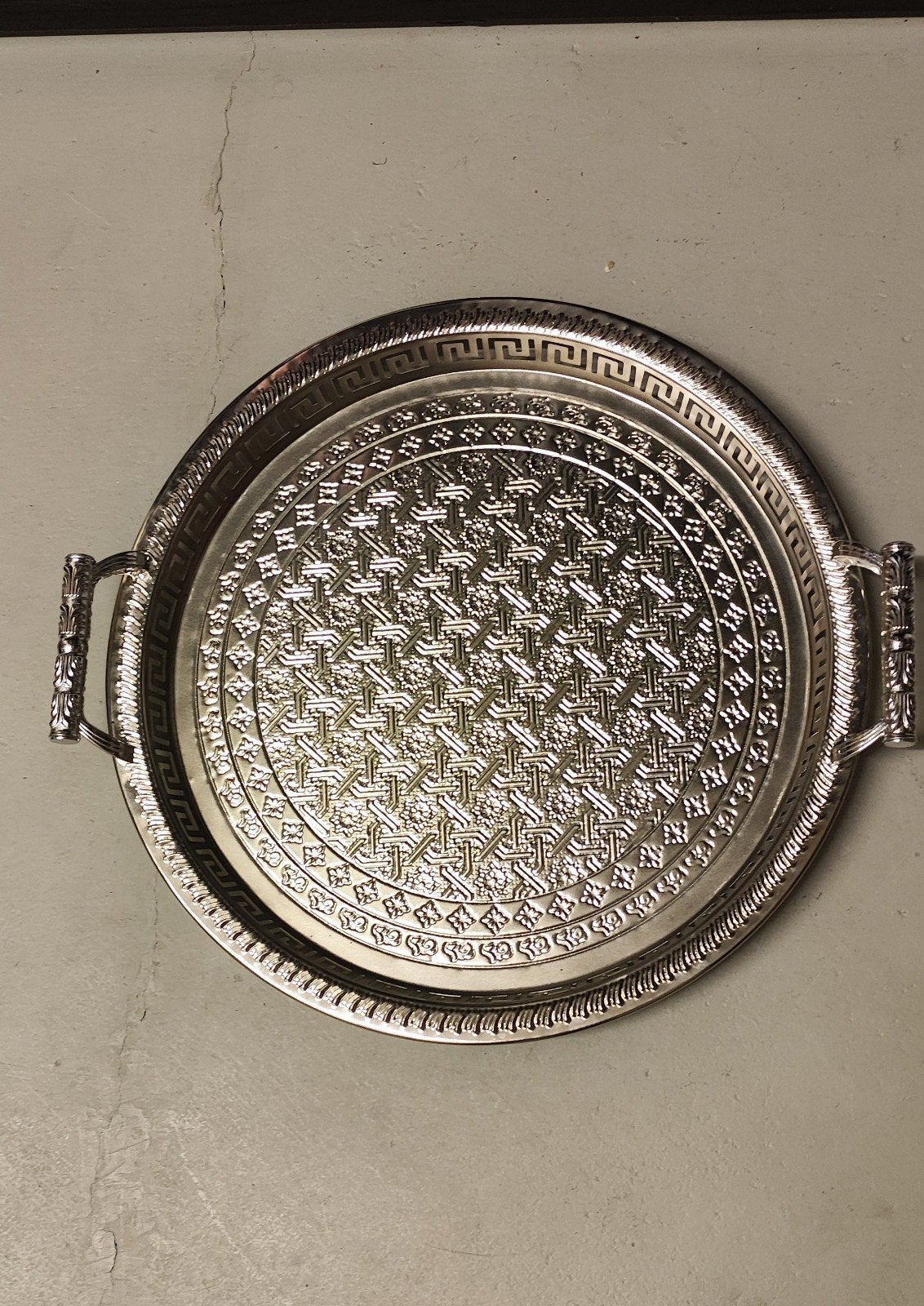 2 stuks nieuwe zilver dienbladen/ schalen diameter 38 cm, Huis en Inrichting, Ophalen of Verzenden, Nieuw