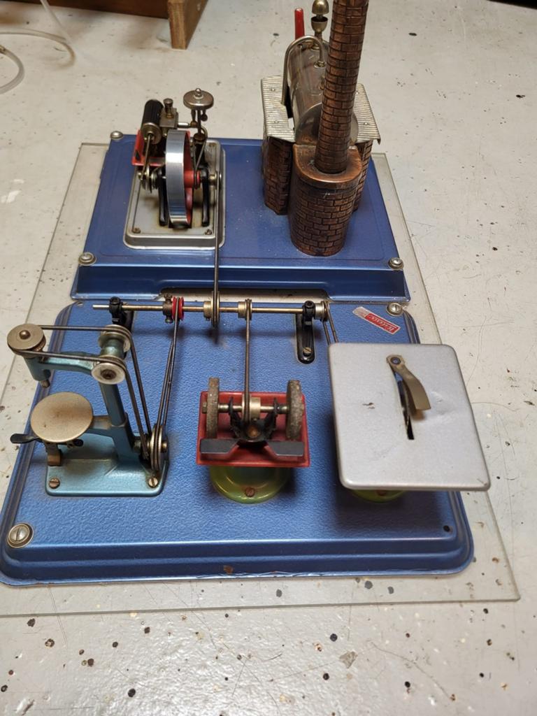 Wilesco D10 werkende Stoommachine met aandrijfmodellen, Ophalen of Verzenden, Gebruikt