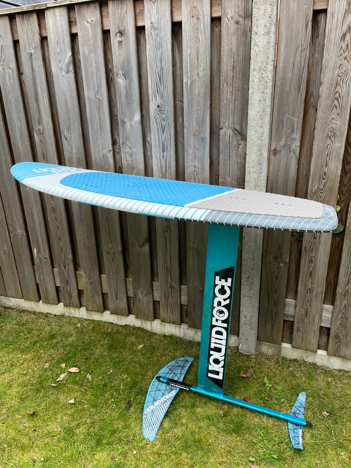 Liquid Force kite foil board “happy foil”, Watersport en Boten, Kitesurfen, Ophalen, Gebruikt, Foil, Kiteboard
